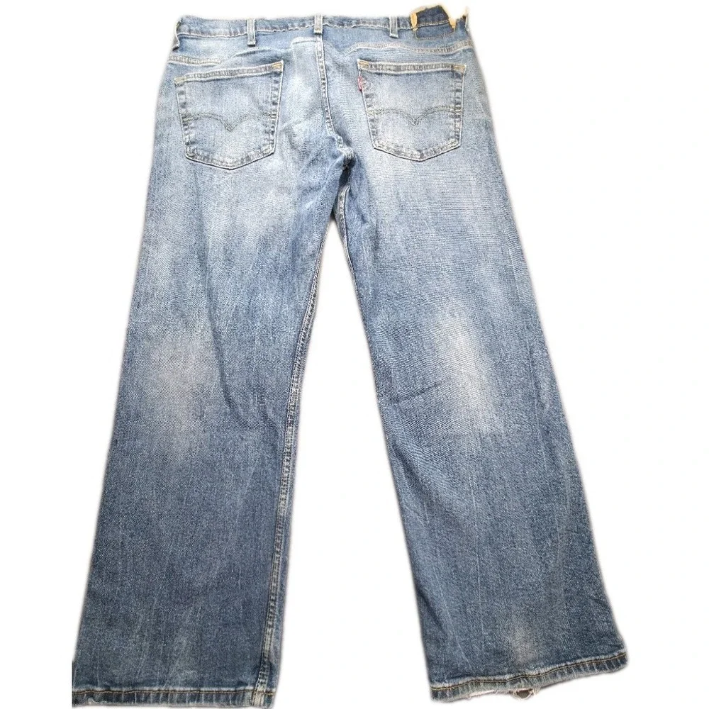Levi's 550 Relaxed Fit Jeans Men W38 L30 Light Wash Blue Denim 5-Pocket Tapered